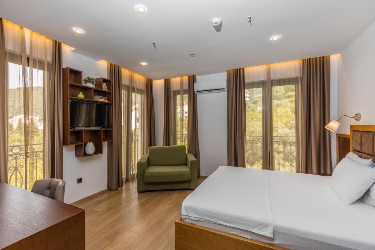 Guest house Plaza Lucice Petrovac